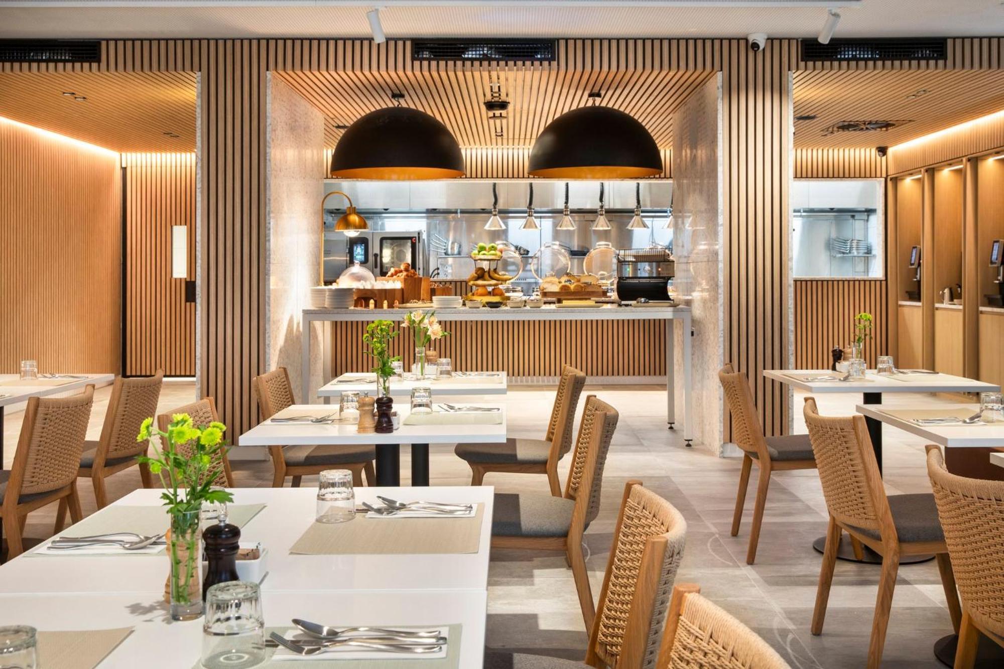 Holiday Inn Melbourne Bourke Street Mall By Ihg — Photos 3